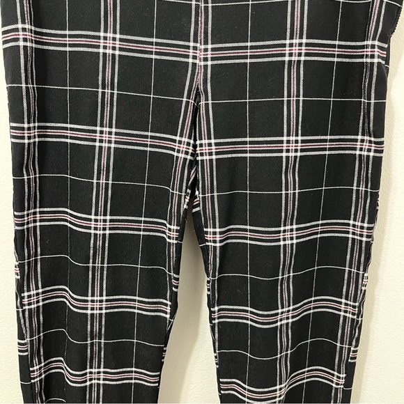 LE CHATEAU BLACK PLAID STRAIGHT LEG TROUSERS - Picture 10 of 10